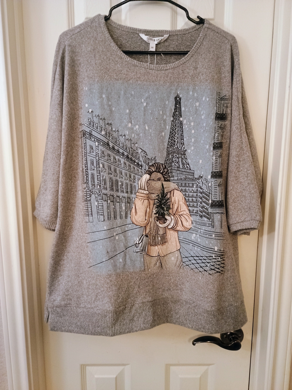 New LOVE & LACE Paris Graphic Grey Pullover Soft Sweater Size 2XL